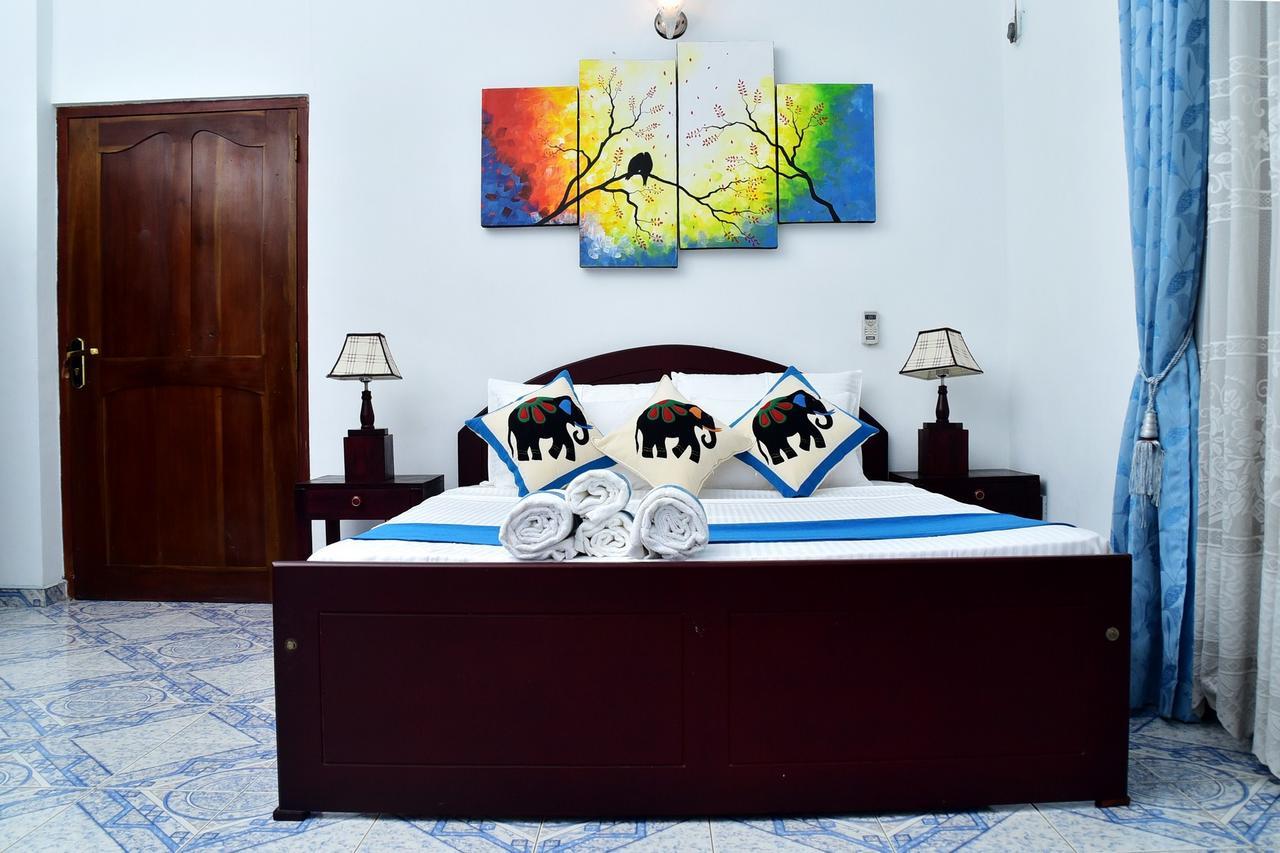 Sky Transit Hotel Katunayaka Εξωτερικό φωτογραφία