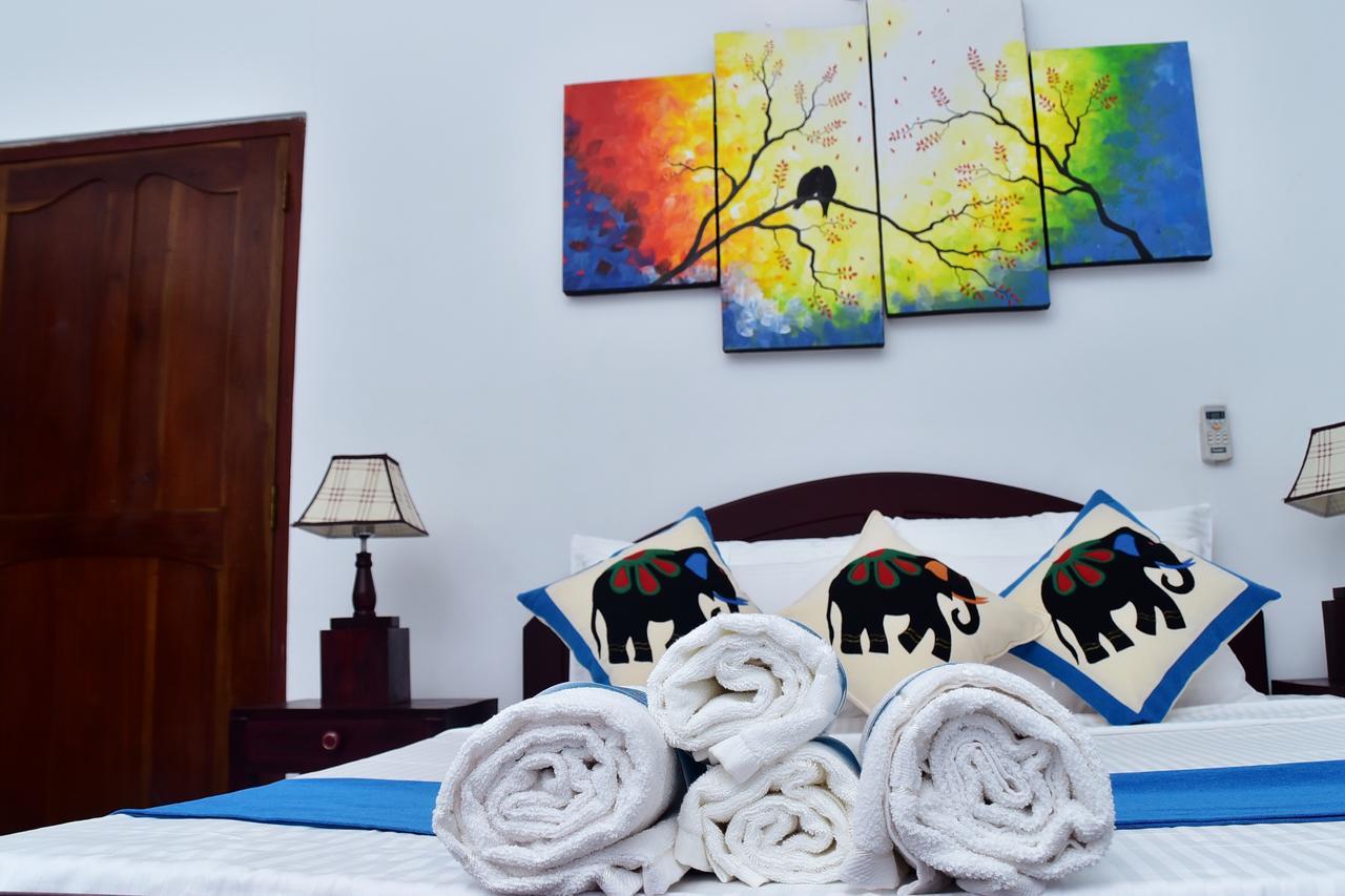 Sky Transit Hotel Katunayaka Εξωτερικό φωτογραφία