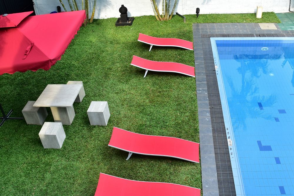 Sky Transit Hotel Katunayaka Εξωτερικό φωτογραφία